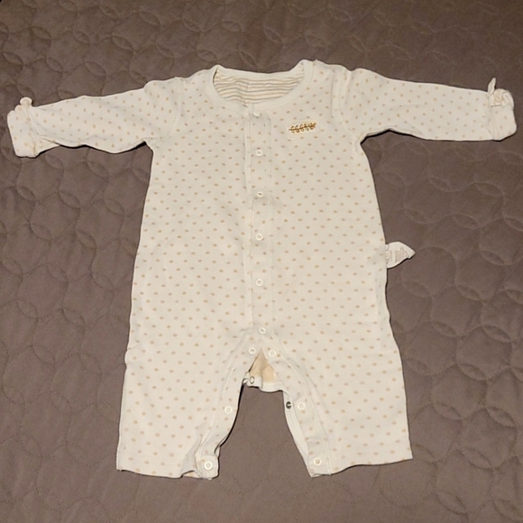 Nature Colored Other - 🌸3/$15🌸 Nature Colored beige polka dot 6 months footless sleeper